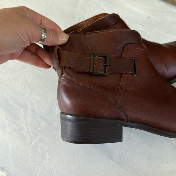 UGG Chestnut Leather Ankle Booties - Picture 7 of 16